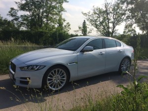 Jaguar XE Portfolio 2015_Aussen_Gesamt_16