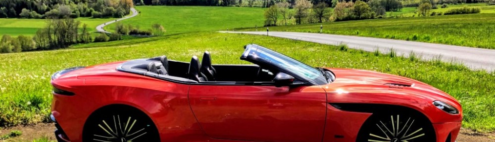 Aston Martin DBS Superleggera Volante